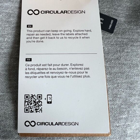 🆕 The North Face Women’s Cropped Crew Neck Sweatshirt size XXL - Picture 11 of 12